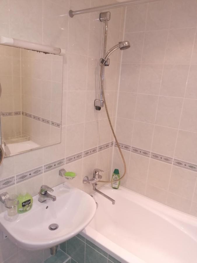 15 Minutes From The Beach And City Center 7 Minutes From The Airport 리가 외부 사진